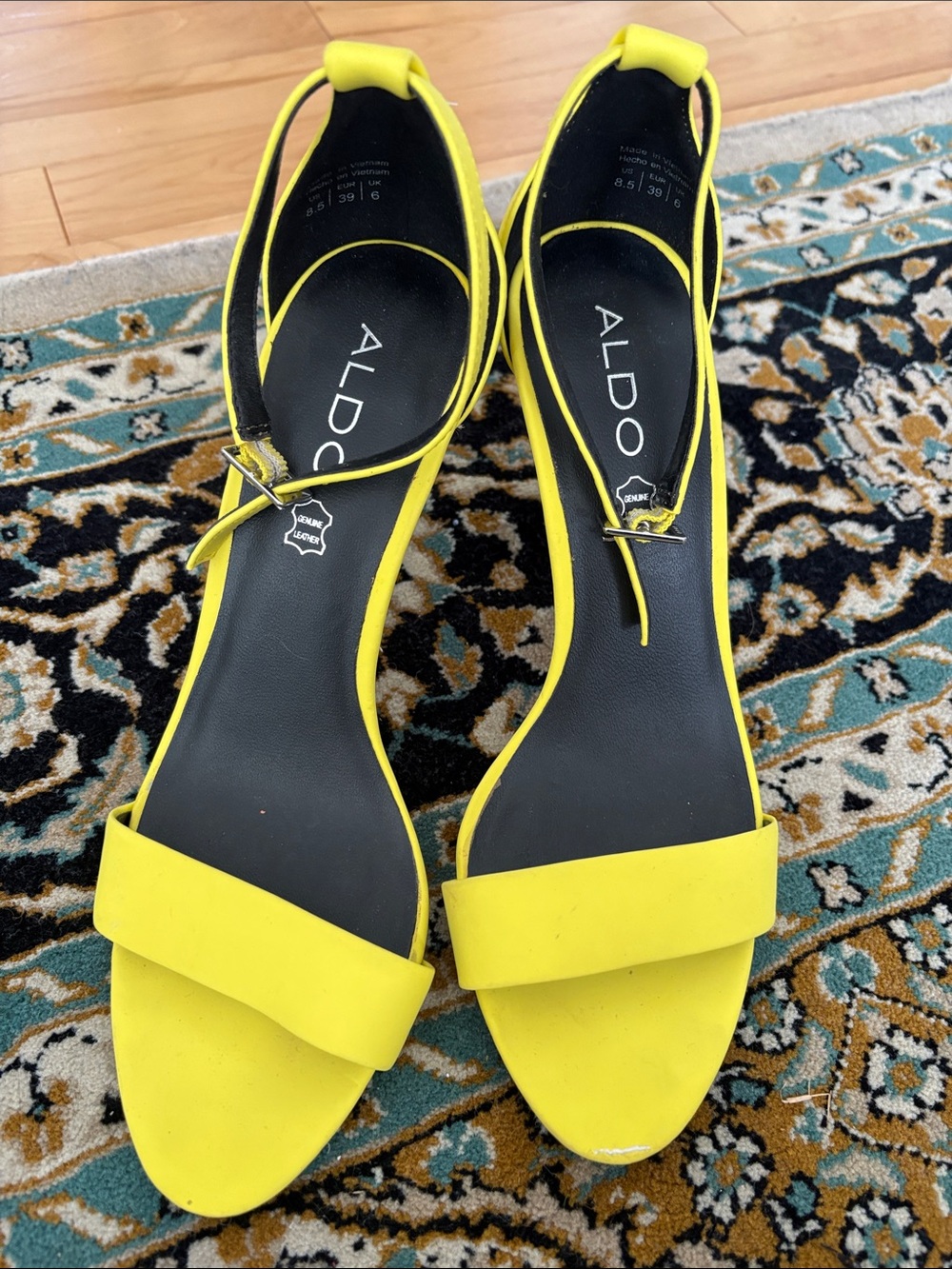 ALDO Bright Yellow Open-Toe Ankle-Strap Heels Sz 8.5